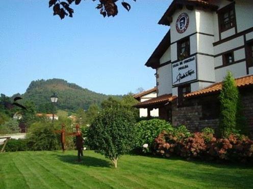 Posada Restaurante Prada A Tope Treceño Eksteriør bilde