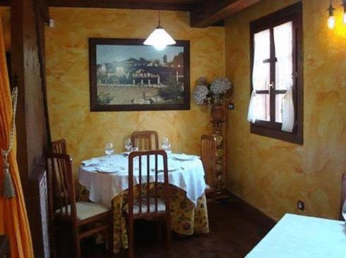Posada Restaurante Prada A Tope Treceño Eksteriør bilde